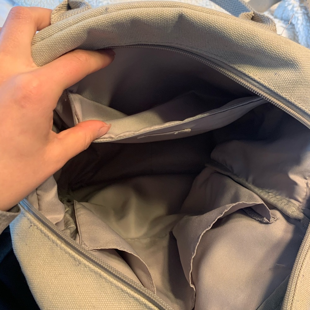 Backpack - Picture 3 of 4